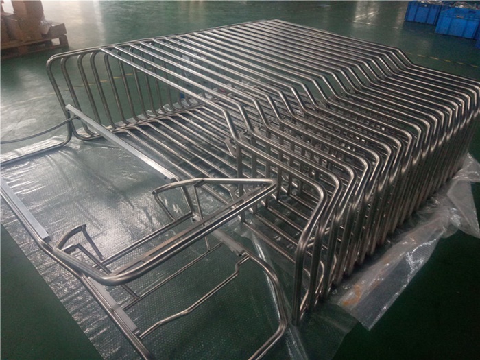 不銹鋼復(fù)合管護(hù)欄